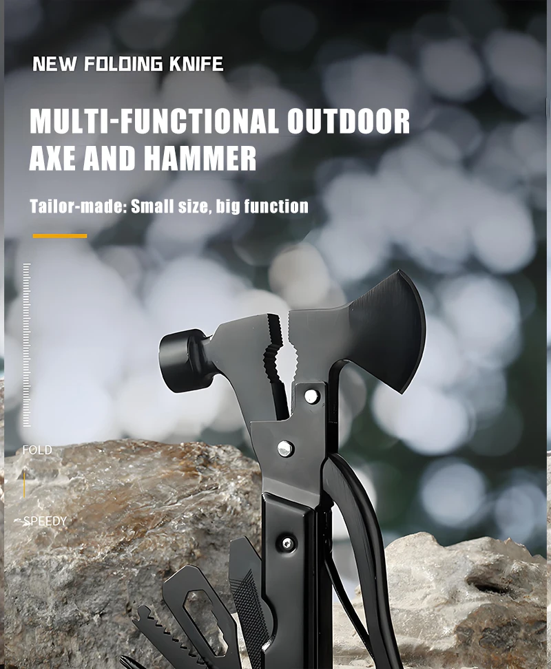 تبر و چکش چندکاره کمپینگ در حال استفاده برای خرد کردن چوب و کوبیدن میخ در فضای باز