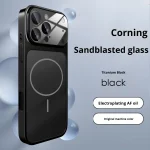 قاب شیشه‌ای مات لوکس مغناطیسی آیفون با طراحی ضد خش و پشتیبانی از شارژ بی‌سیم