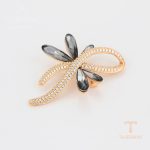 جزییات و نمای نزدیک سنجاق سینه ژوپینگ وزن 15.68 کد A00910694