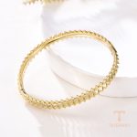 جزییات و نمای نزدیک النگو ژوپینگ طول 59(±2)mm وزن 15.97 گرم کد X000454084