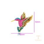 نمای نزدیک سنجاق سینه ژوپینگ نگین‌دار کد BL brooches-672