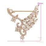 نمای نزدیک سنجاق سینه ژوپینگ نگین‌دار کد brooches-657