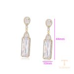 نمای نزدیک گوشواره ژوپینگ نگین‌دار کد X000859618