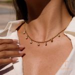 جزییات و نمای نزدیک Necklaces برند J&D