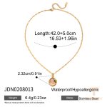 گردنبند آویزدار رز با مروارید تزئینی و صدف آبکاری طلای ۱۸ عیار استیل ضدزنگ J&D - تصویر 7
