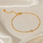 زاویه دیگر Bracelets, Bangles برند J&D رنگ طلایی طرح طلا ۱۸ عیار