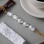 نمای بیشتر Necklaces برند J&D