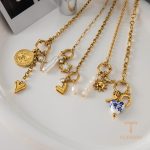 جزییات زنجیر و قفل گردنبند ابکاری طلای ۱۸ عیار