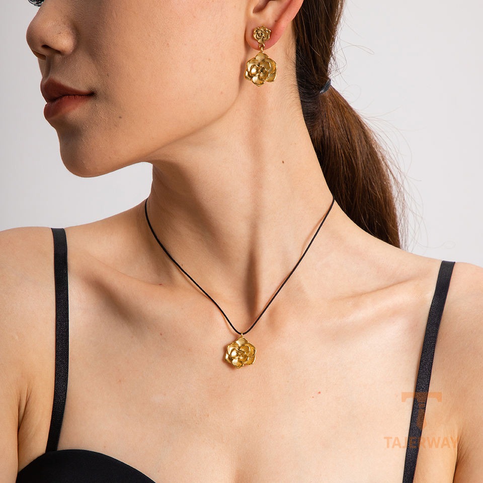 none استیل ضدزنگ ابکاری طلای ۱۸ عیار برند J&D