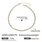 نمای نزدیک گردنبند آبکاری طلای ۱۸ عیار برند J&D