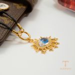 نمای بیشتر گردنبند نگین‌دار مناسب هدیه زنانه