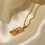 تصویر محصول گردنبند ستاره ابکاری طلای ۱۸ عیار نگین‌دار برند J&D