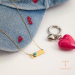 نمای بیشتر گردنبند قلب نگین‌دار زنانه