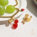 زاویه دیگر گردنبند استیل ضدزنگ ابکاری طلای ۱۸ عیار برند J&D