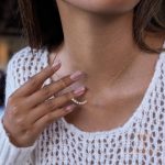 گردنبند استیل ضدزنگ آبکاری طلای ۲۴ عیار نگین‌دار برند J&D