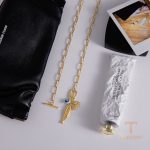 تصویر محصول گردنبند fish ابکاری طلای ۱۸ عیار نگین‌دار برند J&D