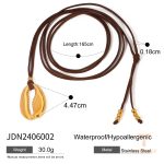 گردنبند پلاک‌دار صدف بزرگ با زنجیر کلاسیک و آبکاری طلای ۱۸ عیار J&D - تصویر 7