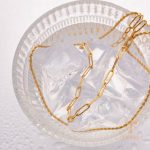زاویه دیگر گردنبند استیل ضدزنگ آبکاری طلای ۱۸ عیار برند J&D