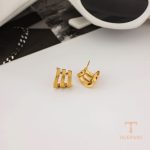 نمای بیشتر گوشواره بخیه‌ای هندسی زنانه کد JDE0106054