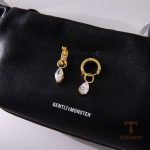 تصویر محصول گوشواره طرح قطره‌ای آبکاری طلای ۱۸ عیار نگین‌دار برند J&D کد JDE0106057