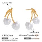 تصویر محصول گوشواره آبکاری طلای ۱۸ عیار نگین‌دار برند J&D کد JDE0307038