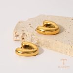 تصویر محصول گوشواره قلب | هندسی آبکاری طلای ۱۸ عیار برند J&D کد JDE202155
