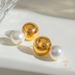 تصویر محصول گوشواره هندسی آبکاری طلای ۱۸ عیار مروارید مصنوعی برند J&D کد JDEW2408058