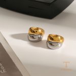 زاویه دیگر گوشواره استیل ضدزنگ آبکاری طلای ۱۸ عیار برند J&D کد JDEW2411021
