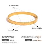 دستبند طرح قلب از استیل ضدزنگ با آبکاری طلای ۱۸ عیار برند J&D - تصویر 7