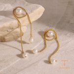 گوشواره ریسه‌ای استیل ۳۰۴ (رنگ ثابت) | استیل ضدزنگ آبکاری طلای ۱۸ عیار نگین‌دار برند J&D کد JDEW2409008