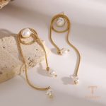 نمای نزدیک گوشواره ریسه‌ای آبکاری طلای ۱۸ عیار نگین‌دار برند J&D کد JDEW2409008