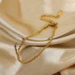 تصویر محصول دستبند آبکاری طلای ۱۸ عیار بدون نگین برند J&D کد JDB201045