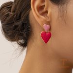 گوشواره استیل ضدزنگ آبکاری طلای ۱۸ عیار PVD نگین‌دار برند J&D کد JDEW2306009