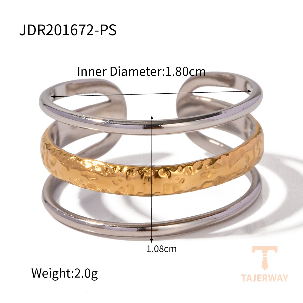 گوشواره سه لایه با زنجیر کابلی و پیچی از استیل ضدزنگ با آبکاری طلای ۱۸ عیار PVD برند J&D - تصویر 7