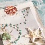 نمای نزدیک دستبند آبکاری طلای ۱۸ عیار نگین‌دار برند J&D کد JDB0106052