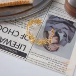 زاویه دیگر دستبند استیل ضدزنگ آبکاری طلای ۱۸ عیار برند J&D کد JDB0306053