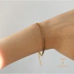 زاویه دیگر دستبند استیل ضدزنگ آبکاری طلای ۱۸ عیار برند J&D کد JDB201047-1