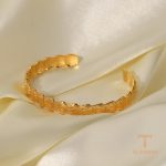 زاویه دیگر النگو استیل ضدزنگ آبکاری طلای ۱۸ عیار برند J&D کد JDB2012629