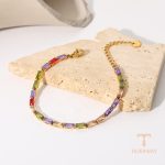 نمای نزدیک النگو آبکاری طلای ۱۸ عیار نگین‌دار برند J&D کد JDB201284-MX