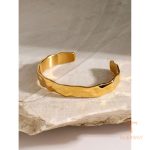 جزییات محصول النگو آبکاری طلای ۱۸ عیار طول 6.14 سانتی‌متر کد GOLDENJDB2405006