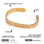 تصویر محصول دستبند آبکاری طلای ۱۸ عیار نگین‌دار برند J&D کد JDB2407005