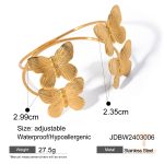 دستبند کاف باز طرح پروانه از استیل ضدزنگ با آبکاری طلای ۱۸ عیار PVD برند J&D - تصویر 7