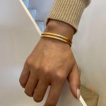 دستبند چندتایی استیل ضدزنگ آبکاری طلای ۱۸ عیار برند J&D کد JDBW2408005