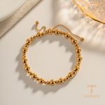 نمای نزدیک دستبند آبکاری طلای ۱۸ عیار برند J&D کد JDWB2302019