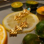 نمای بیشتر گوشواره طرح دریایی نگین‌دار زنانه کد JDE0302006