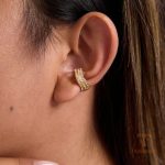 تصویر محصول گوشواره آبکاری طلای ۱۸ عیار نگین‌دار برند J&D کد JDE0306073