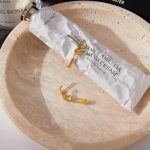 نمای مدل قفل و اتصالات گوشواره آبکاری طلای ۱۸ عیار PVD کد JDE0307068