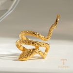 زاویه دیگر گوشواره استیل ضدزنگ آبکاری طلای ۱۸ عیار برند J&D کد JDEW2407026