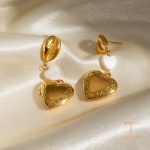 زاویه دیگر گوشواره استیل ضدزنگ آبکاری طلای ۱۸ عیار PVD برند J&D کد JDEW2409046