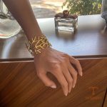تصویر محصول النگو آبکاری طلای ۱۸ عیار نگین‌دار برند J&D کد JDBW2408004